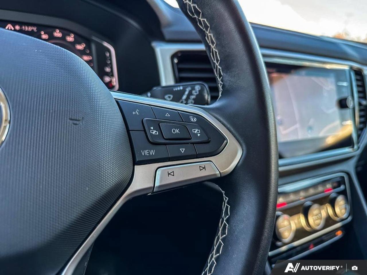 2023 Volkswagen Atlas Highline   7 Passenger   Moonroof   Navigation   H Photo