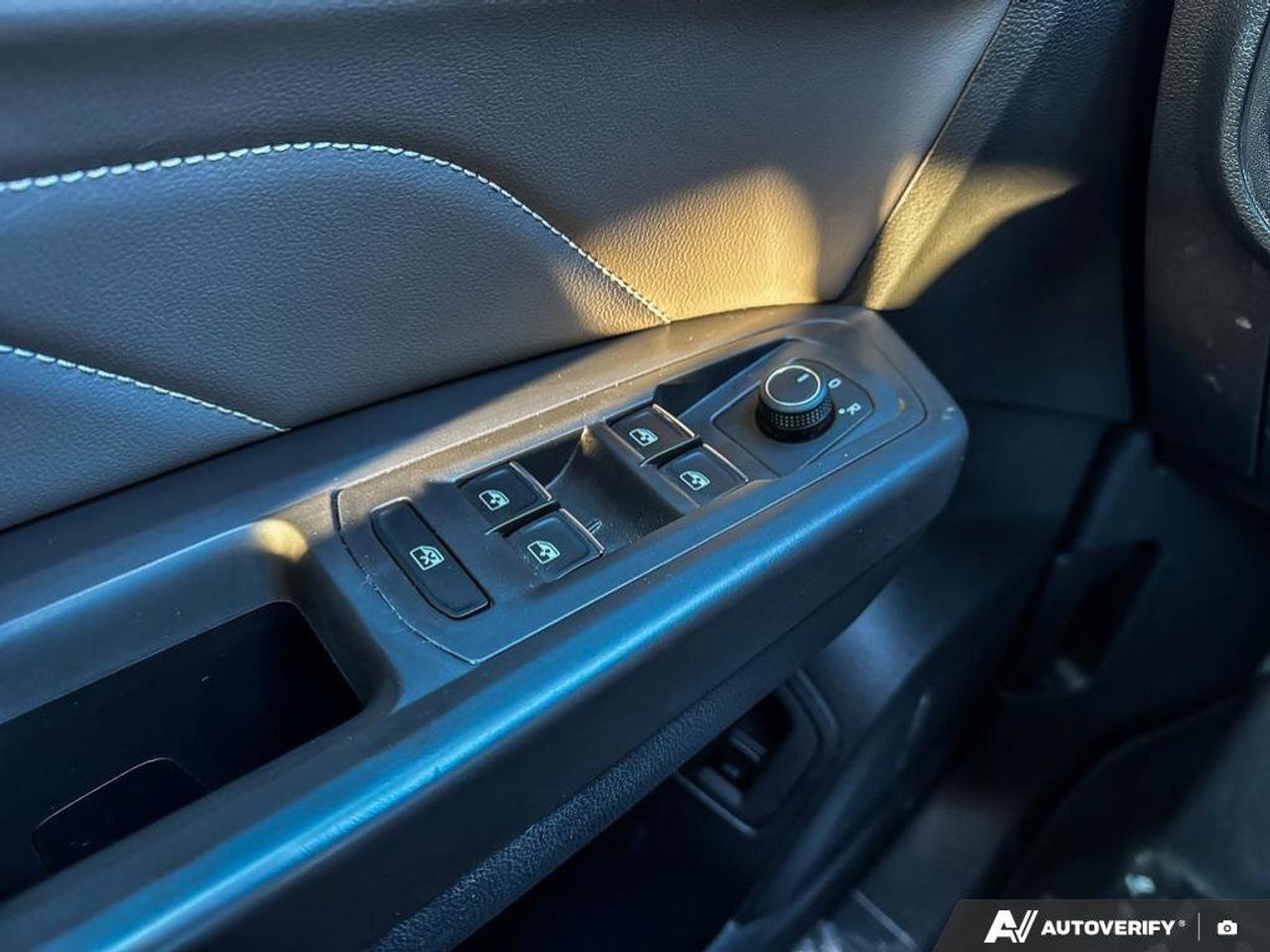 2023 Volkswagen Atlas Highline   7 Passenger   Moonroof   Navigation   H Photo