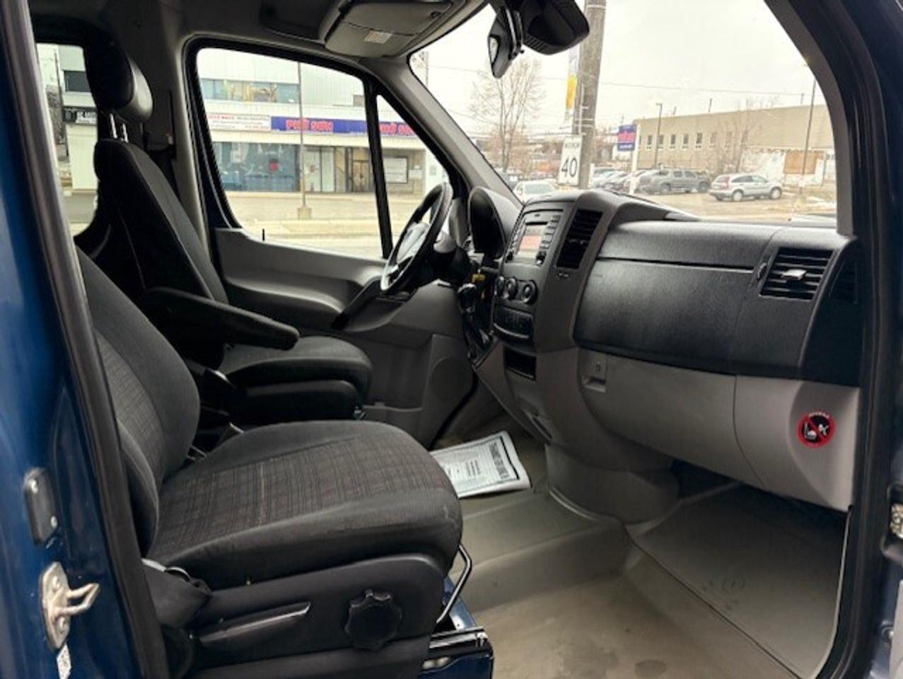 2015 Mercedes-Benz Sprinter AWD 2500 V6 144 Photo