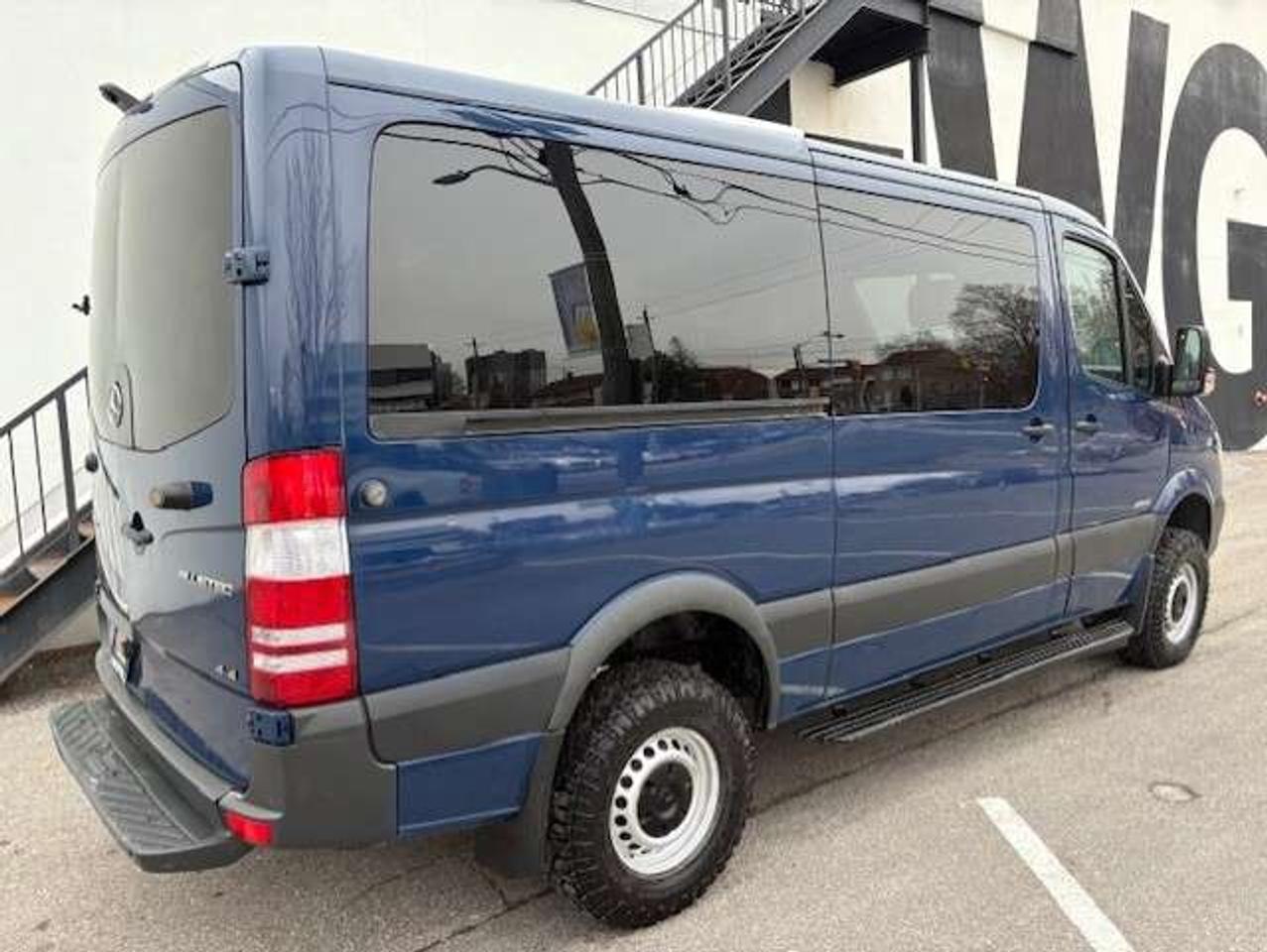 2015 Mercedes-Benz Sprinter AWD 2500 V6 144 Photo