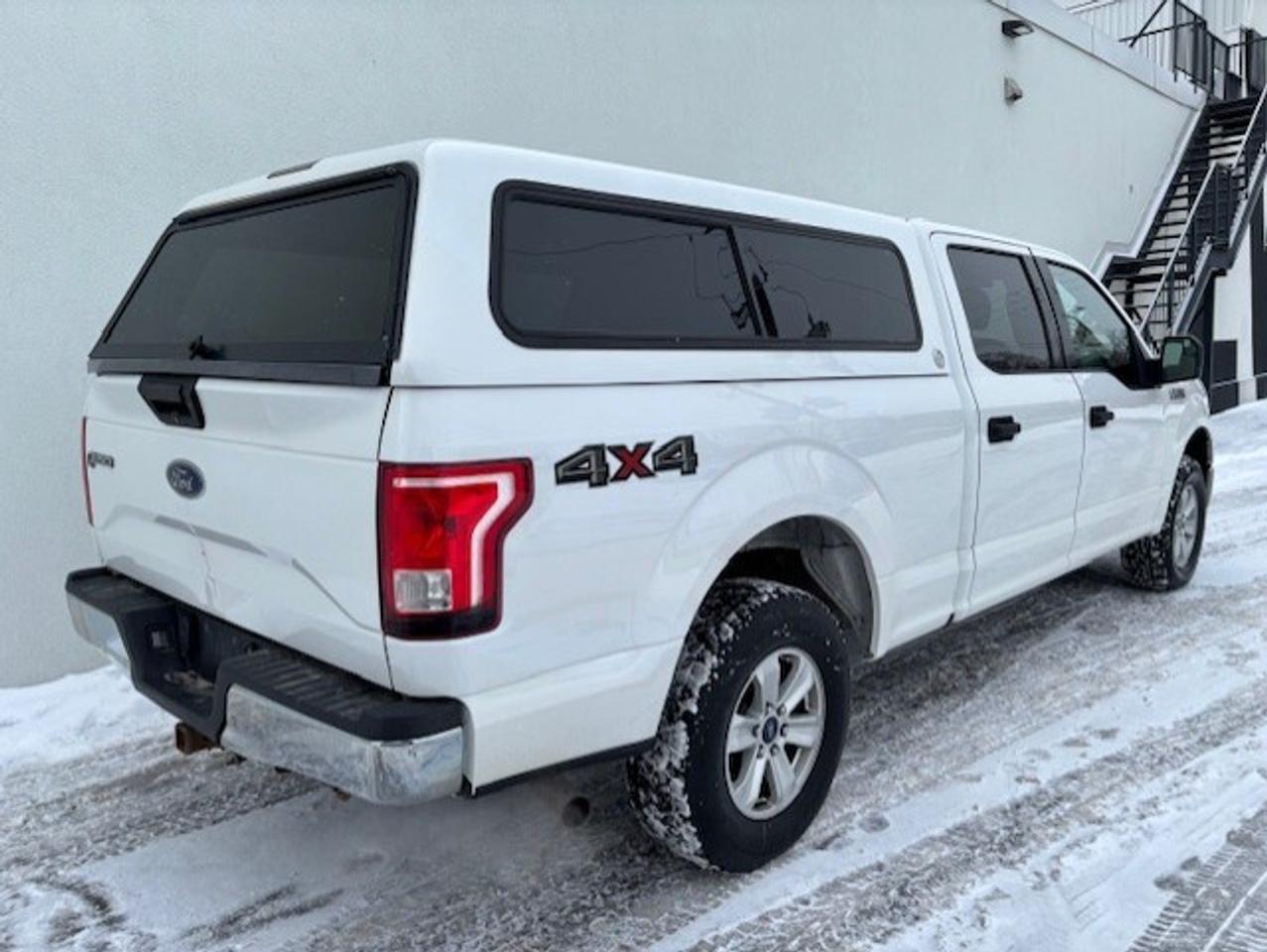 2017 Ford F-150 XLT 4WD SUPER CREW-CAMERA-CAP-NEW TIRES-CERTIFIED! Photo
