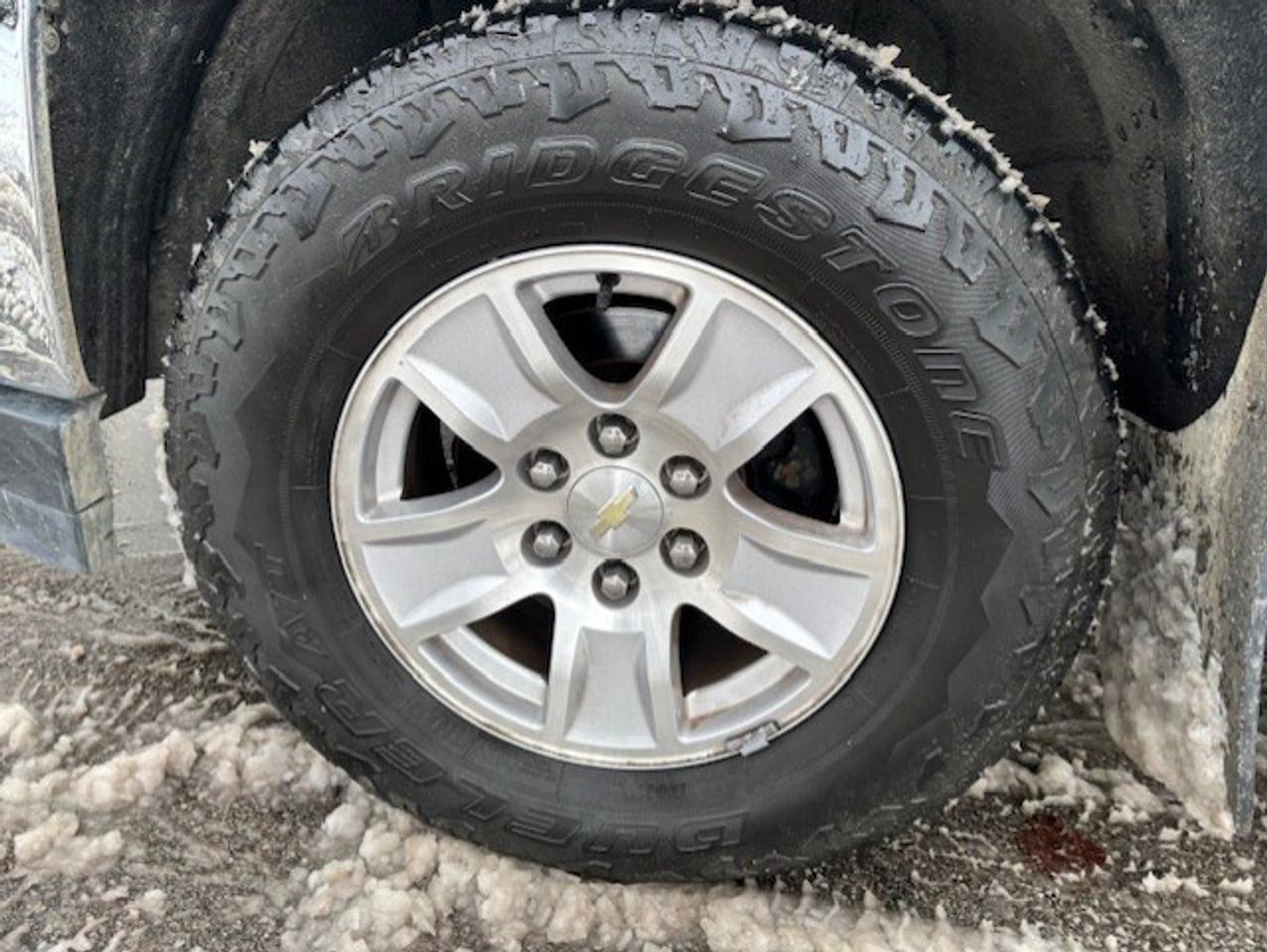 2018 Chevrolet Silverado 1500 LS 4WD **V8 CREW CAB-CAMERA-TOW PKG-CERTIFIED** Photo