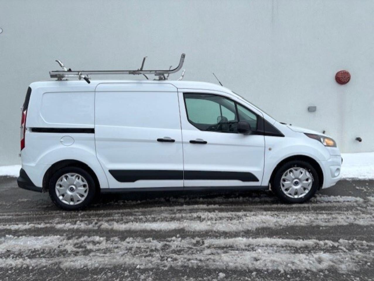 2015 Ford Transit Connect XLT **CAMERA-LADDER RACKS-DIVIDER-SHELF-CERTIFIED* Photo
