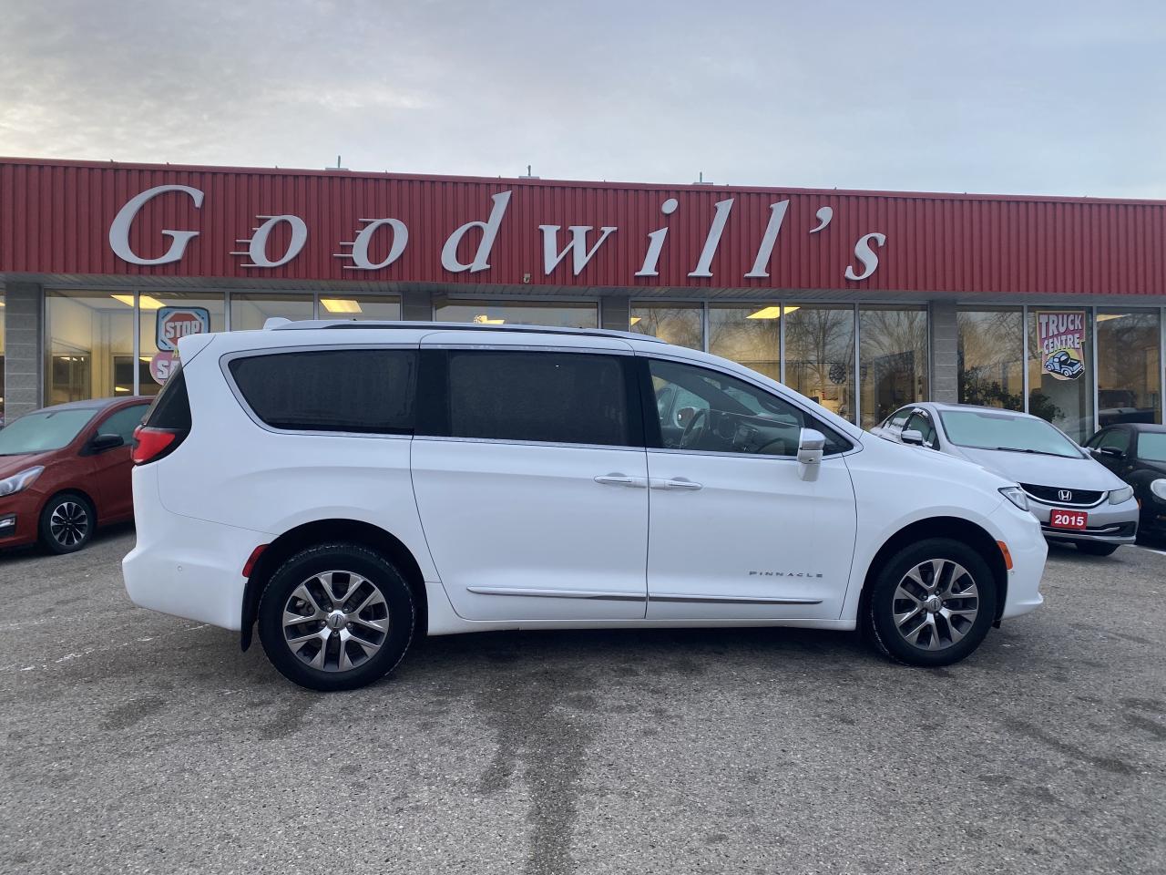 2021 Chrysler Pacifica Hybrid PINNACLE, REMOTE START, CLEAN CARFAX! Photo0