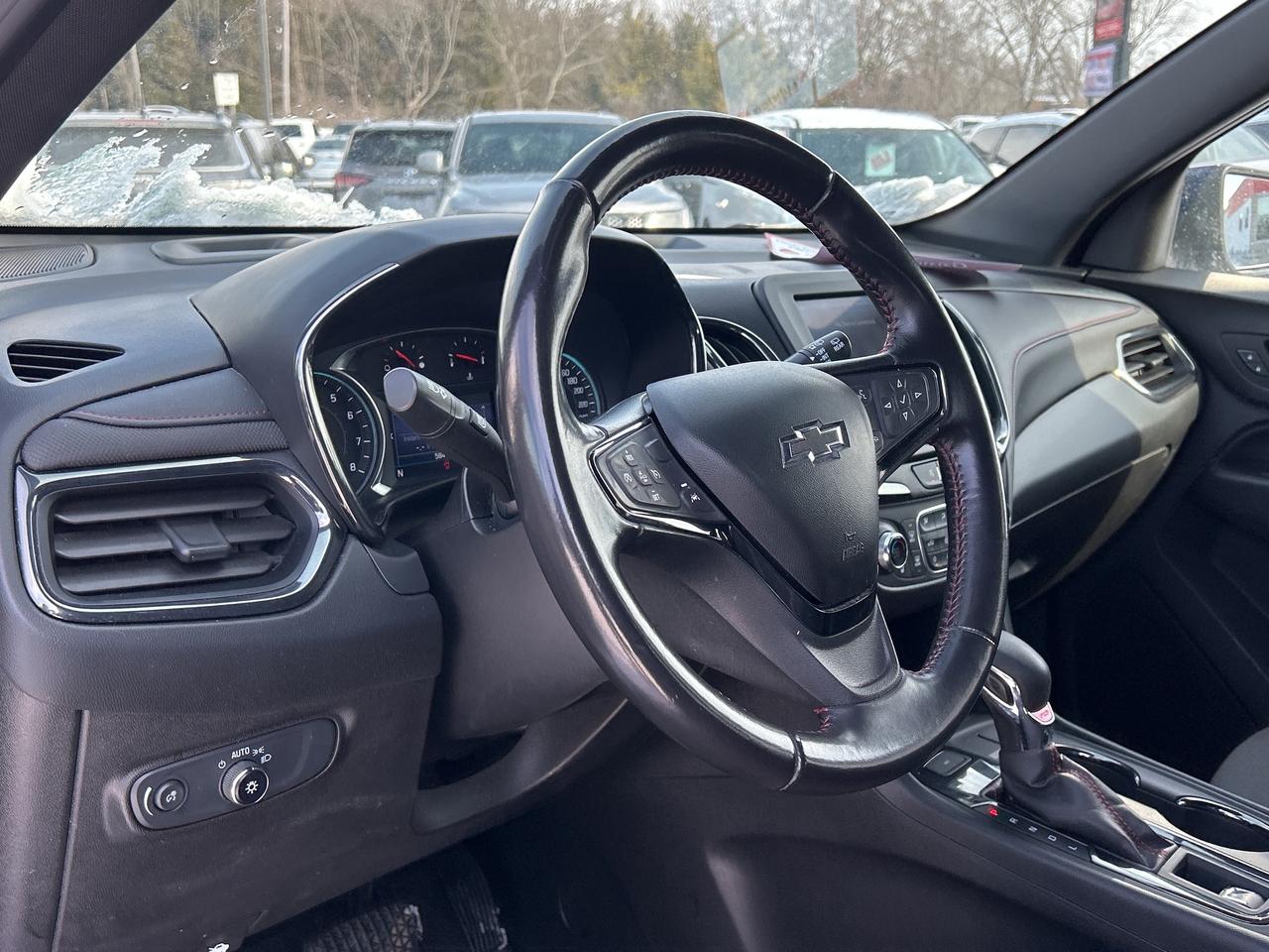 2022 Chevrolet Equinox RS, AWD, REMOTE START, HEATED CLOTH, ONLY 59 000KM Photo