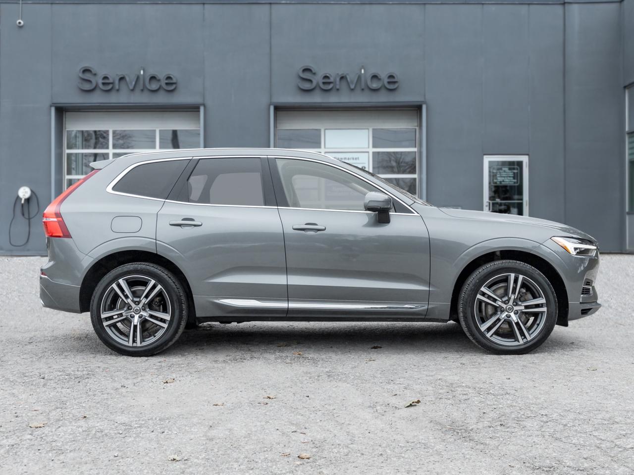 2021 Volvo XC60 Recharge Recharge T8 eAWD PHEV Inscription Exp  VOLVO CPO Photo