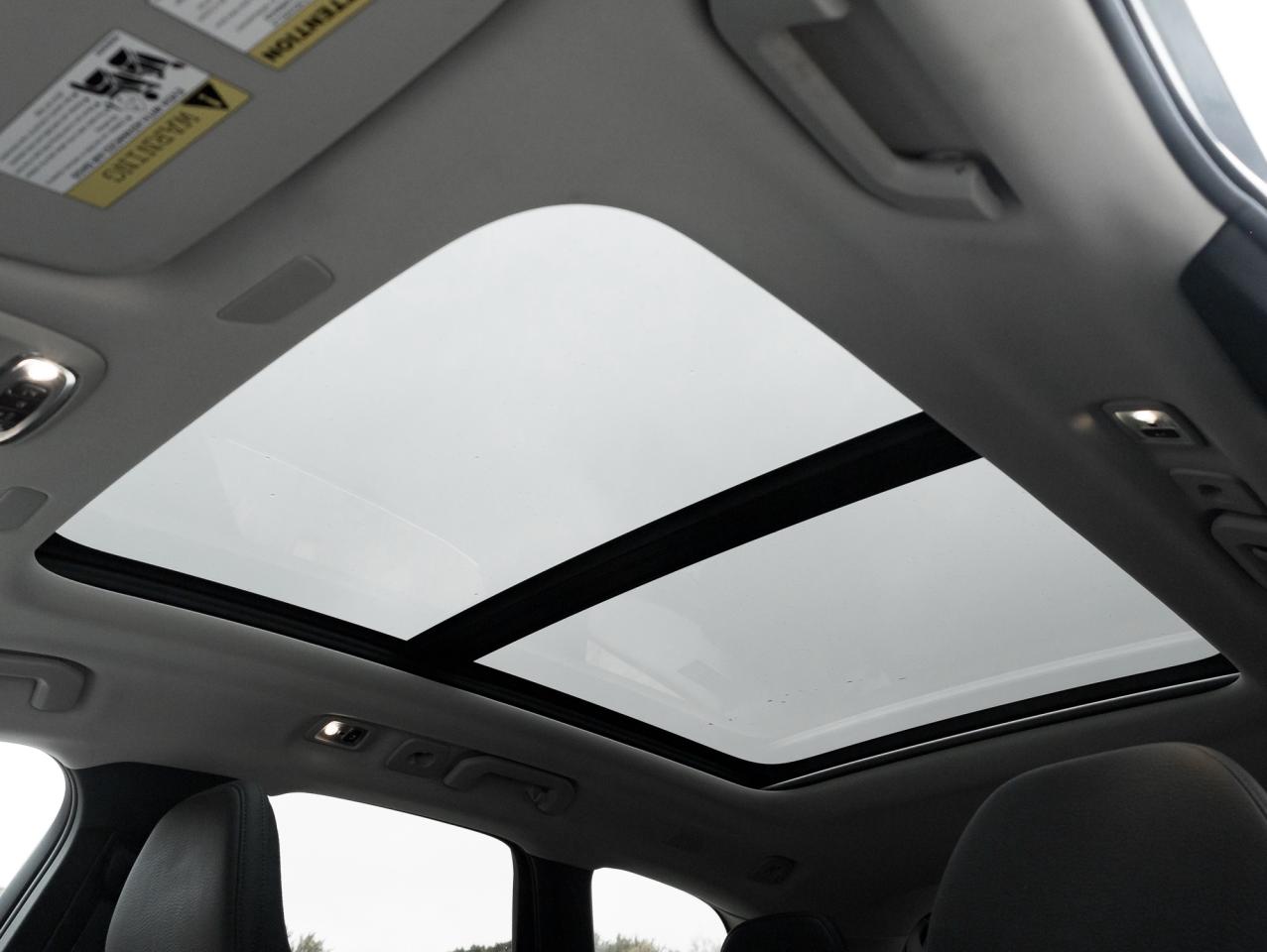 2021 Volvo XC60 Recharge Recharge T8 eAWD PHEV Inscription Exp  VOLVO CPO Photo