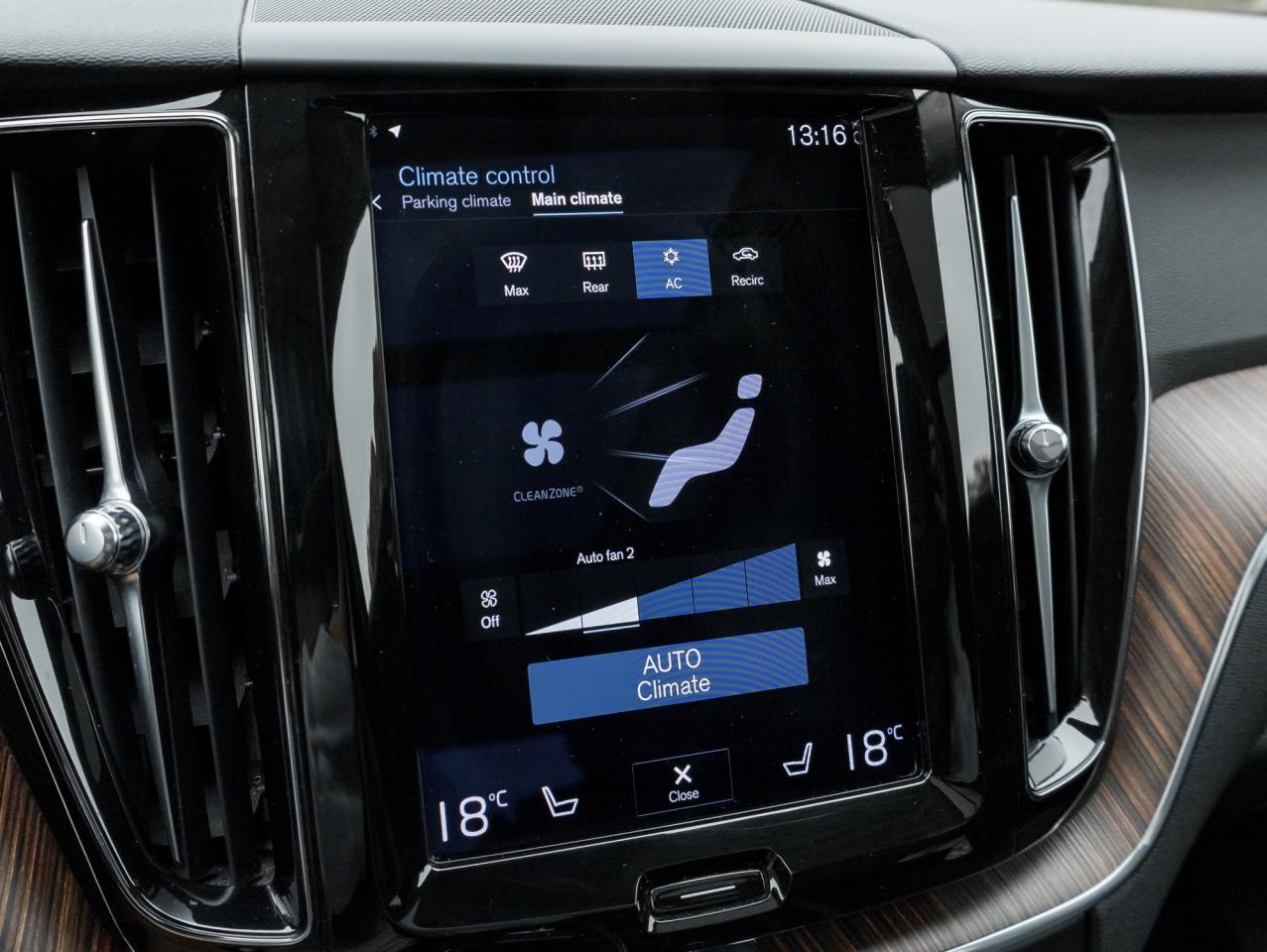 2021 Volvo XC60 Recharge Recharge T8 eAWD PHEV Inscription Exp  VOLVO CPO Photo