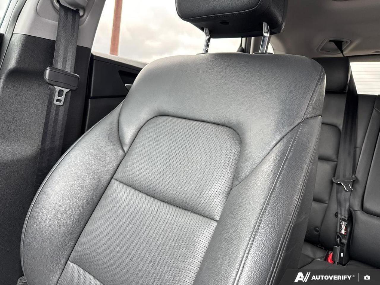 2016 Hyundai Tucson Luxury BACKUP CAM   BLUETOOTH   HTD SEATS   KEYLES Photo