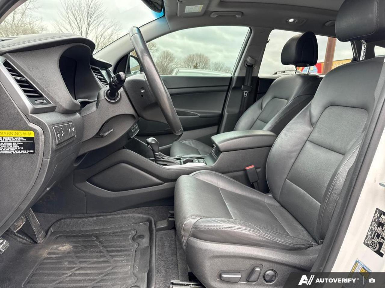 2016 Hyundai Tucson Luxury BACKUP CAM   BLUETOOTH   HTD SEATS   KEYLES Photo