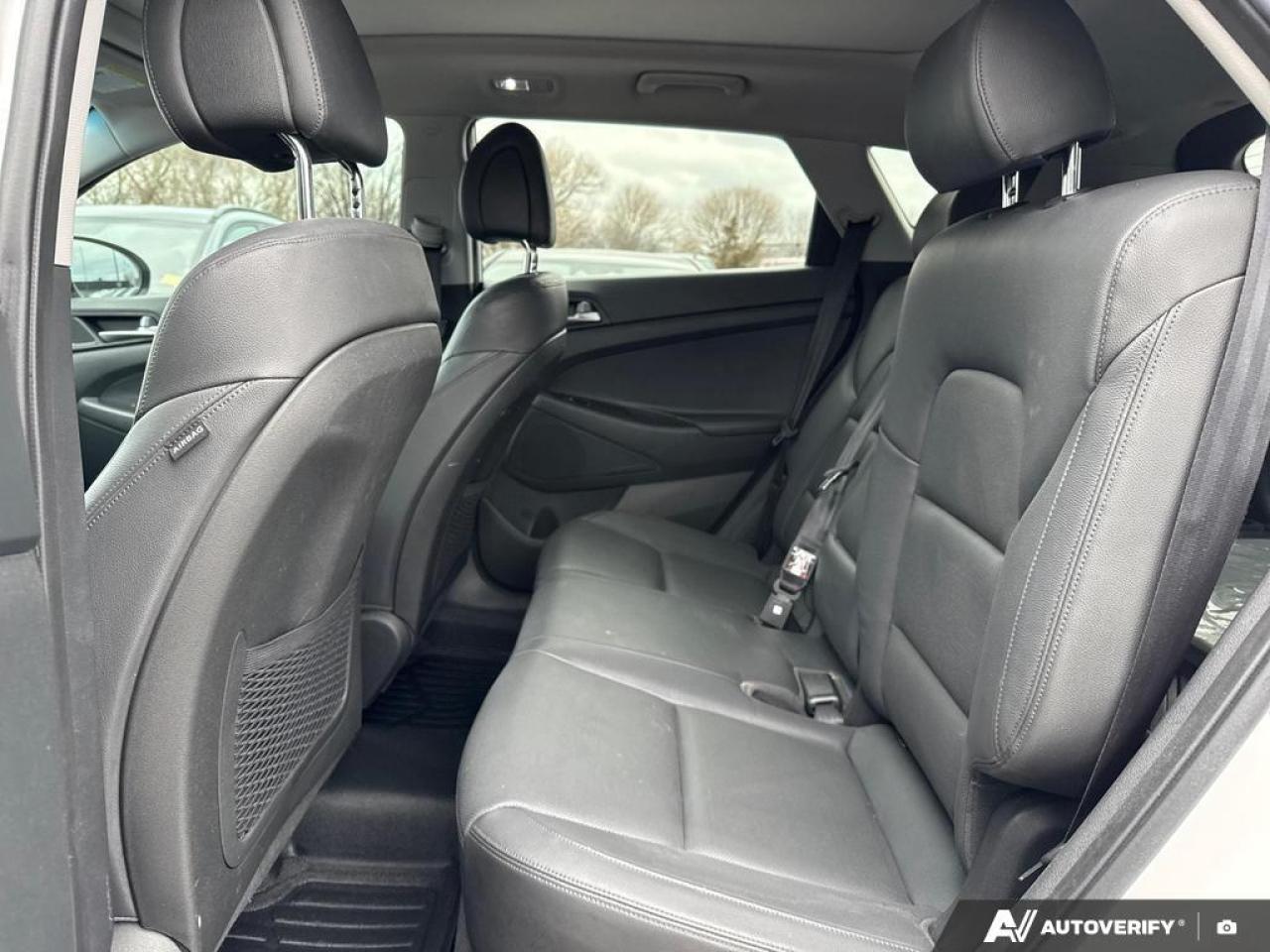 2016 Hyundai Tucson Luxury BACKUP CAM   BLUETOOTH   HTD SEATS   KEYLES Photo