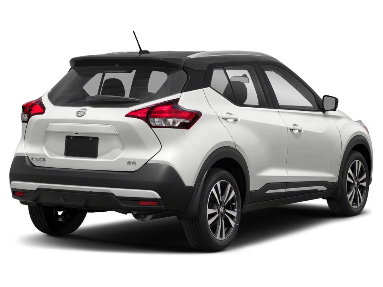 2019 Nissan Kicks SR Photo