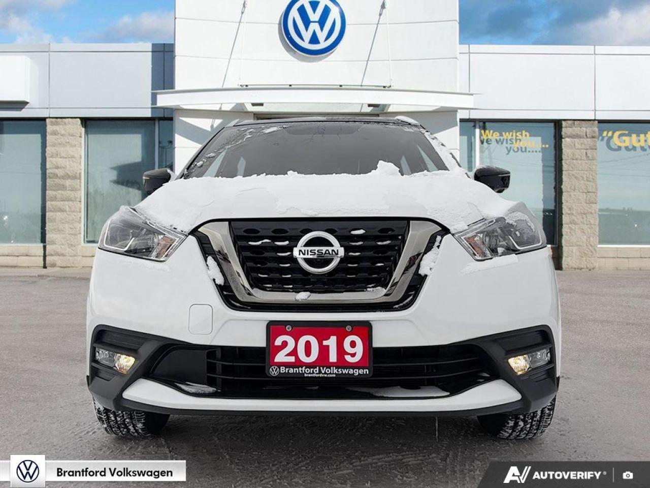 2019 Nissan Kicks SR Photo