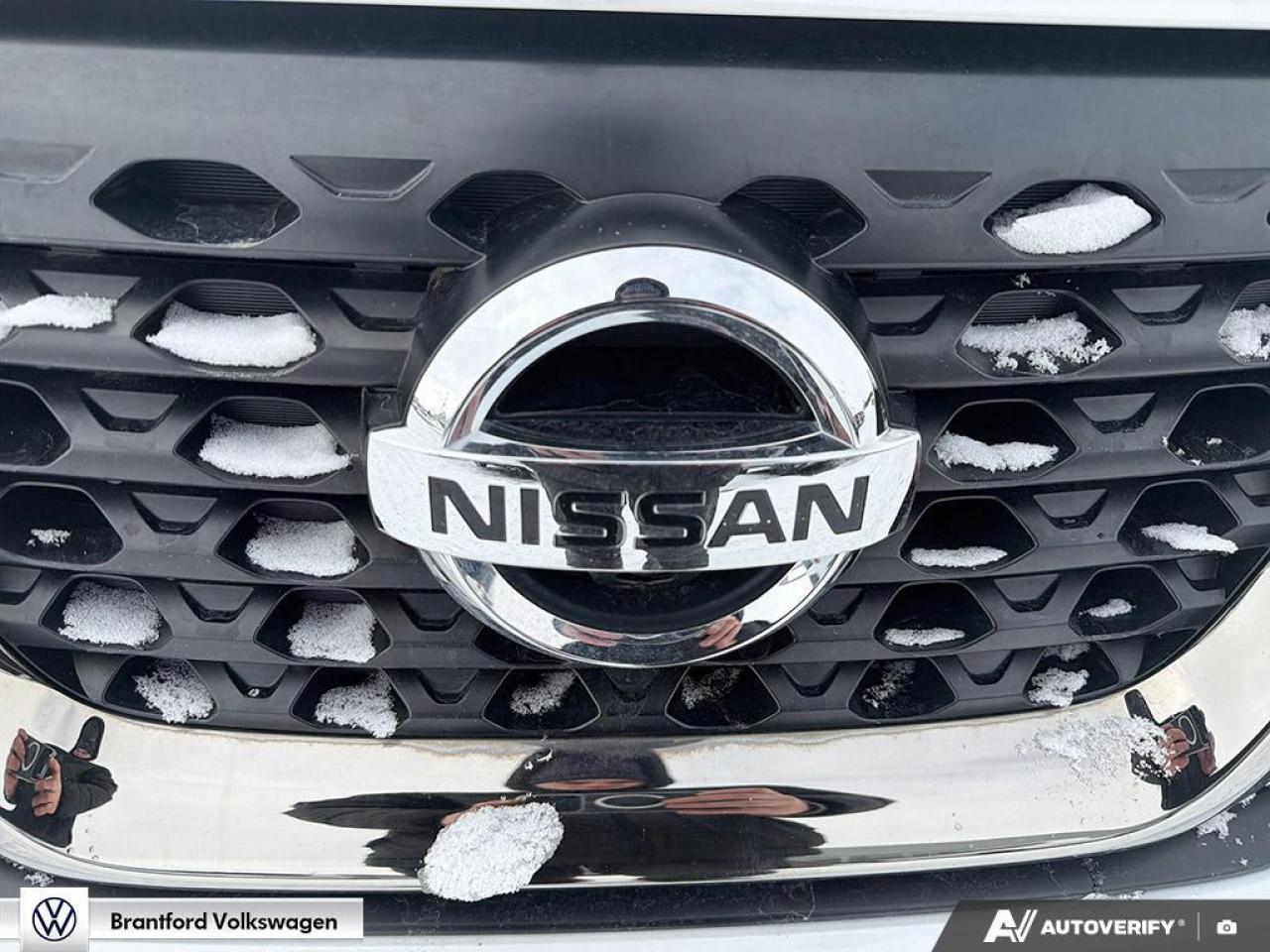 2019 Nissan Kicks SR Photo