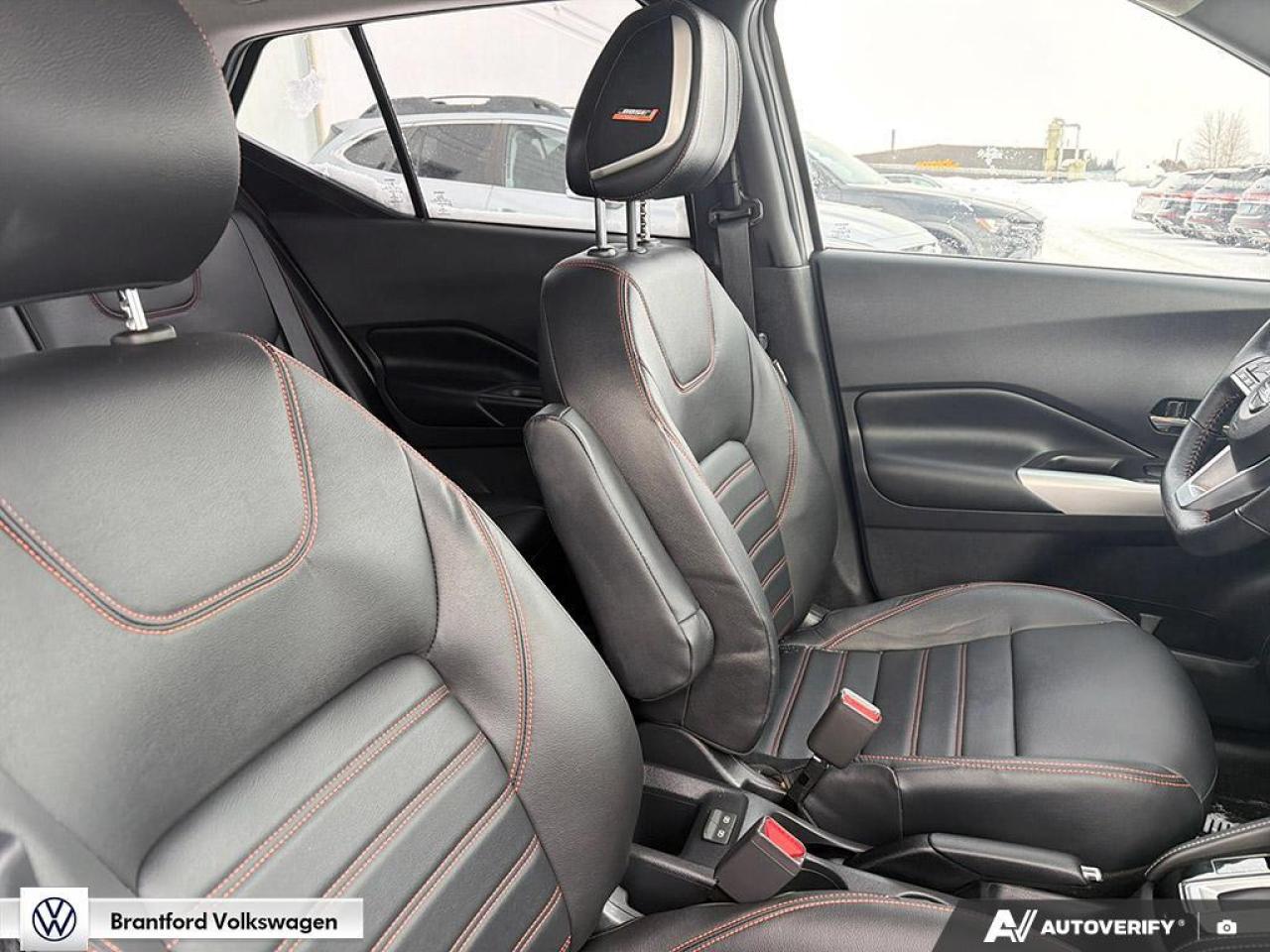 2019 Nissan Kicks SR Photo