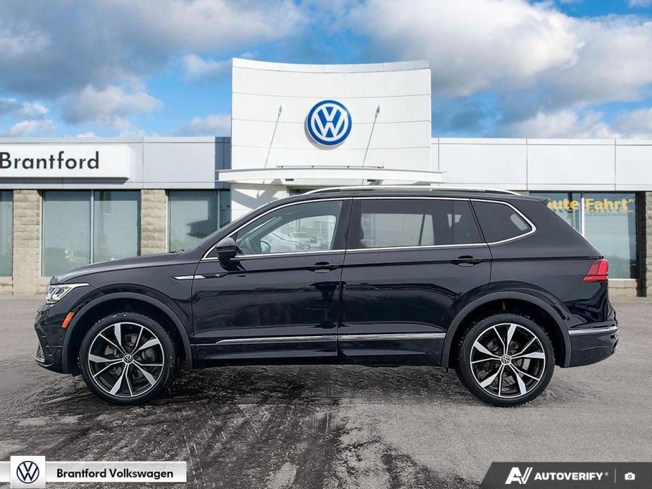 2022 Volkswagen Tiguan Highline R-line Photo