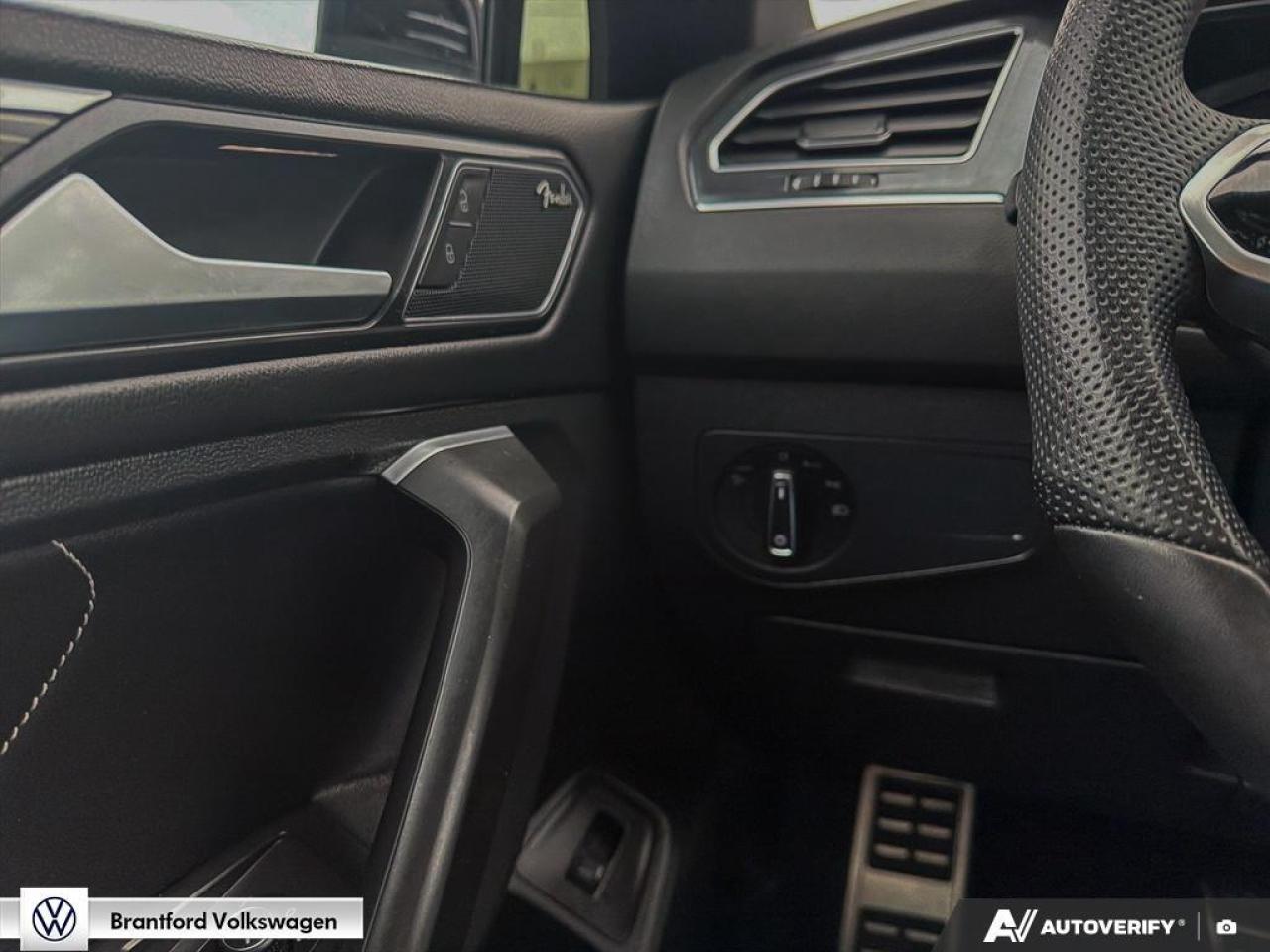 2022 Volkswagen Tiguan Highline R-line Photo