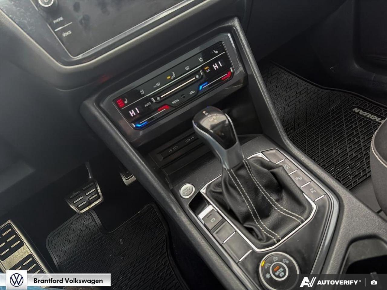 2022 Volkswagen Tiguan Highline R-line Photo