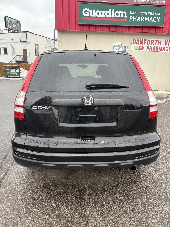 2011 Honda CR-V 2WD 5dr LX Photo3