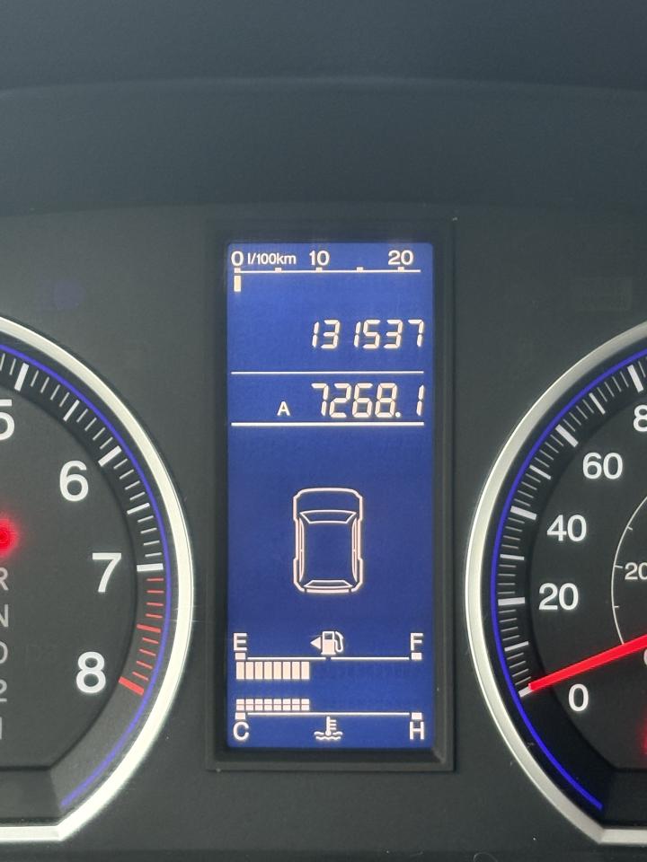 2011 Honda CR-V 2WD 5dr LX Photo