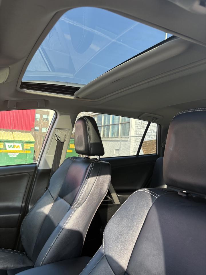 2017 Toyota RAV4 AWD 4dr Limited Photo