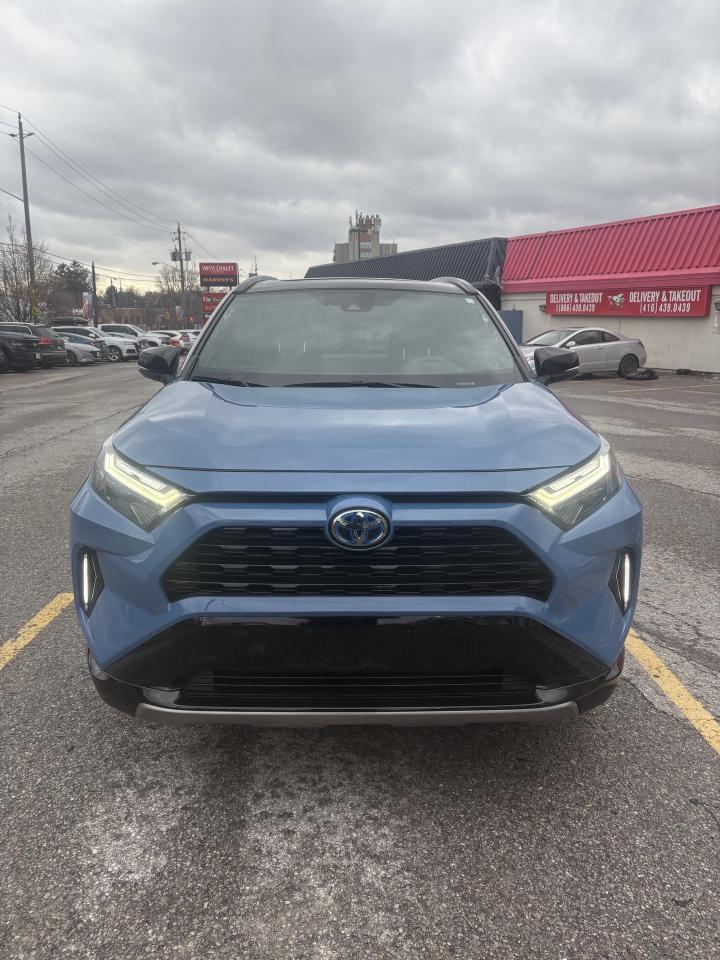 2023 Toyota RAV4 HYBRID XSE AWD Photo