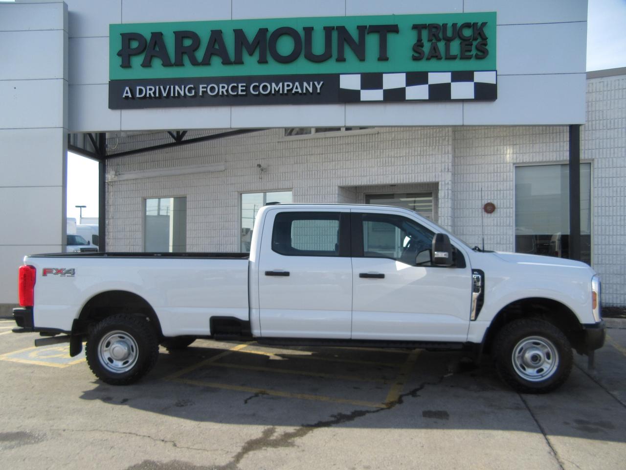 2024 Ford F-250 CREW CAB 4X4 8FT LONG BOX Photo