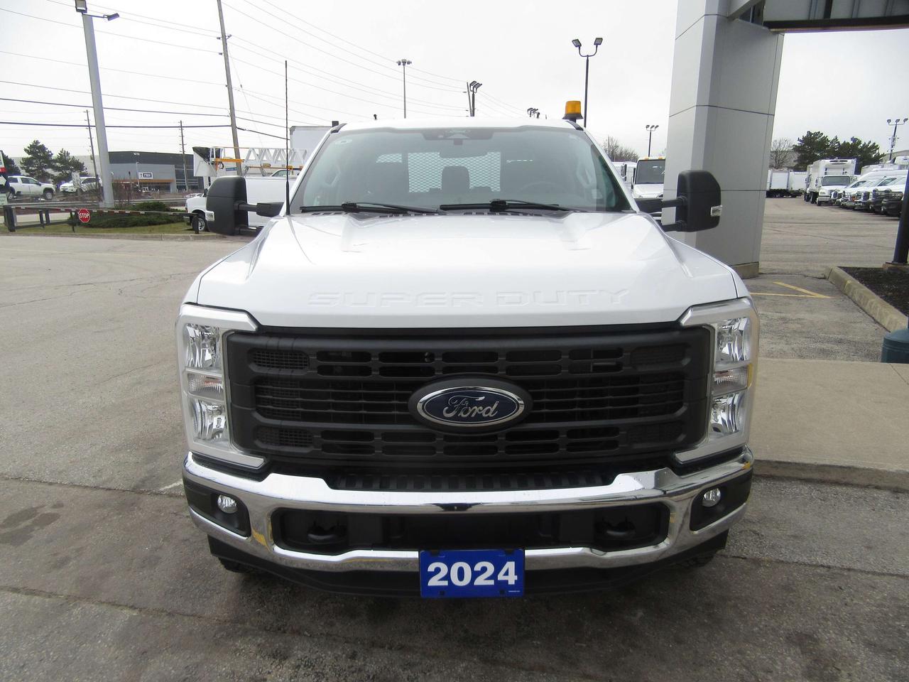 2024 Ford F-350 4X4 CREW CAB 9 FT FLAT DECK Photo