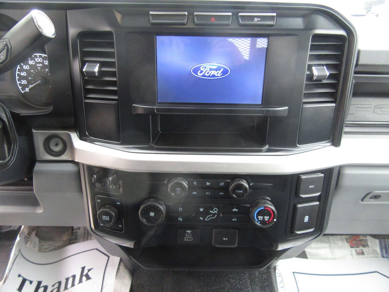 2024 Ford F-350 4X4 CREW CAB 9 FT FLAT DECK Photo