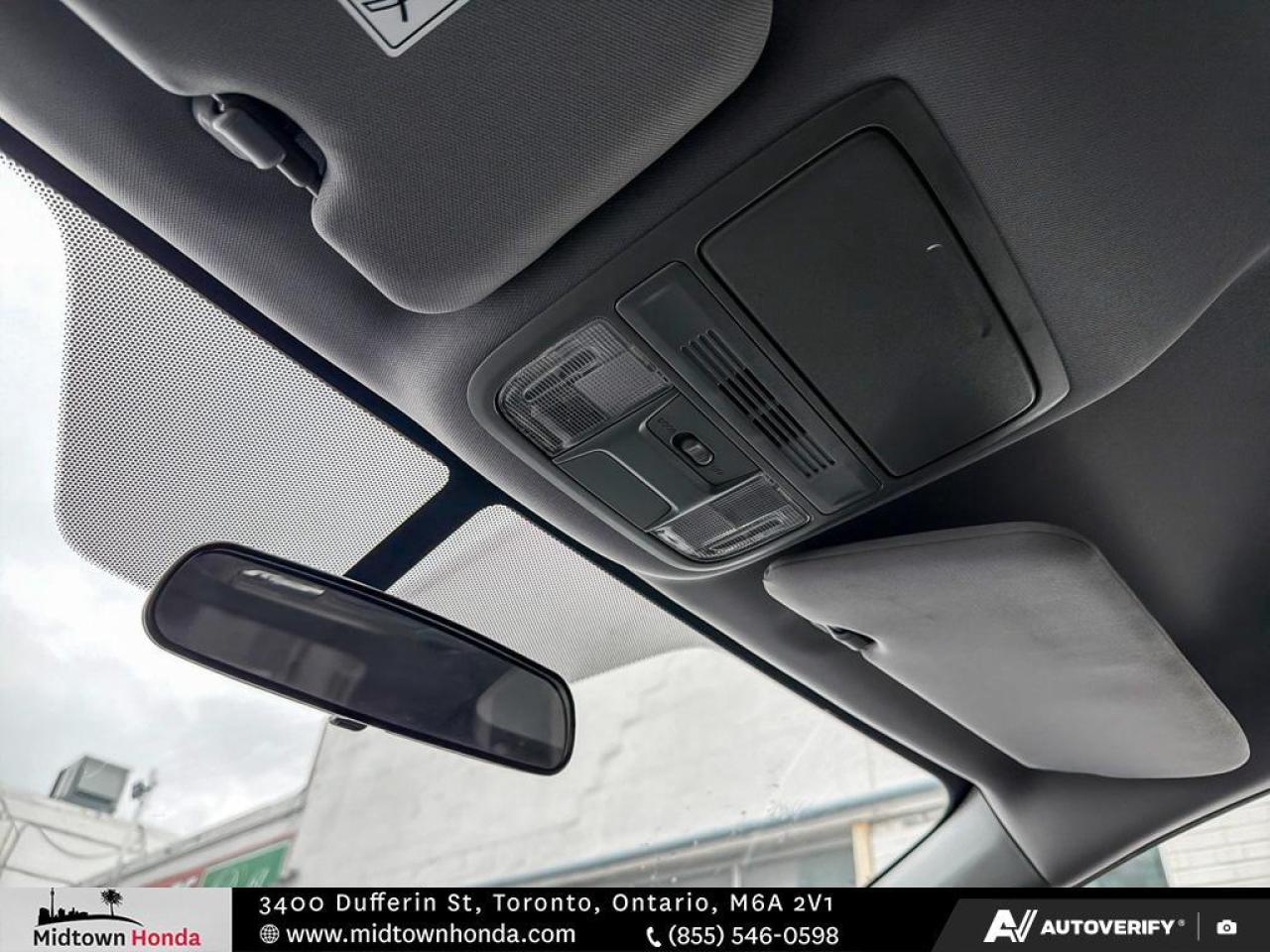 2018 Honda CR-V AS IS   2 SETS OF TIRES   WINTER TIRES INCLUDED Photo