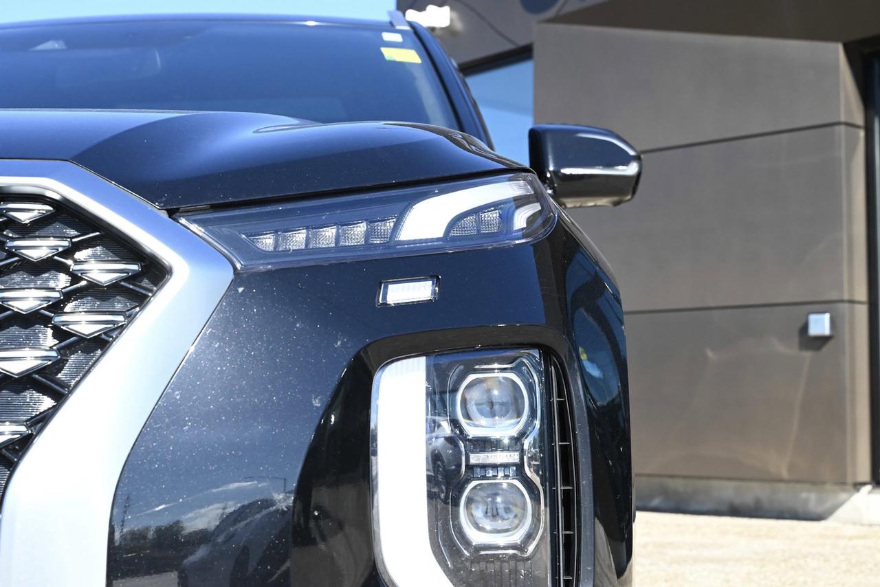 2021 Hyundai PALISADE Ultimate Calligraphy/ 1-Owner/ No Accidents/ Fully Photo4