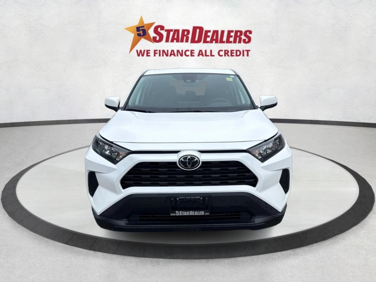 2025 Toyota RAV4 LE AWD HEATED SEATS! MINT! WE FINANCE ALL CREDIT Photo