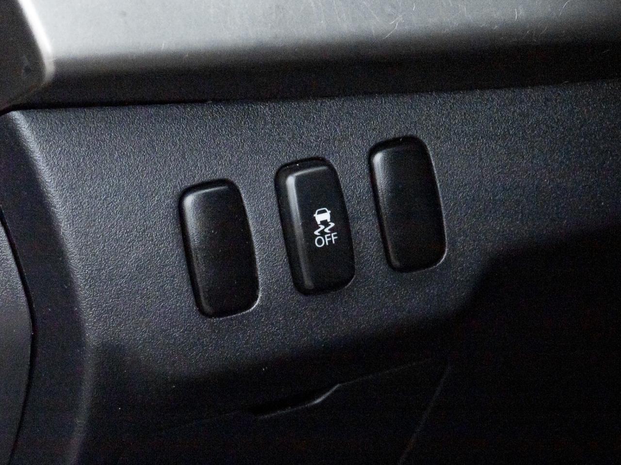 2015 Mitsubishi Lancer CVT SE FWD, Sunroof Photo