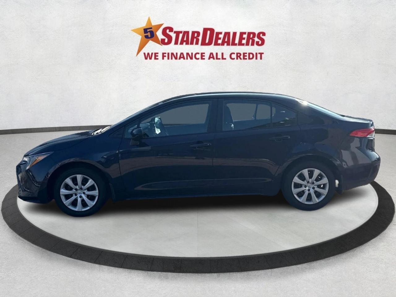 2024 Toyota Corolla LE HEATED SEATS MINT! WE FINANCE ALL CREDIT! Photo3