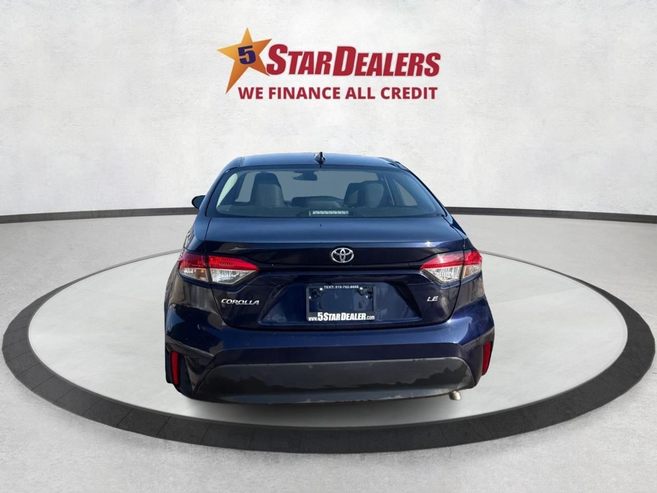 2024 Toyota Corolla LE HEATED SEATS MINT! WE FINANCE ALL CREDIT! Photo