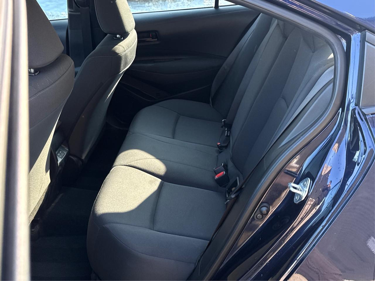 2024 Toyota Corolla LE HEATED SEATS MINT! WE FINANCE ALL CREDIT! Photo