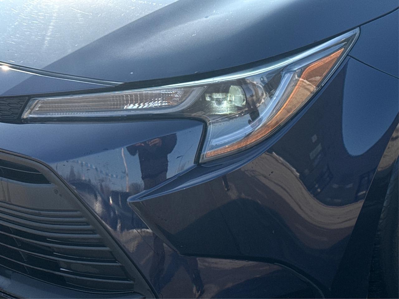 2024 Toyota Corolla LE HEATED SEATS MINT! WE FINANCE ALL CREDIT! Photo