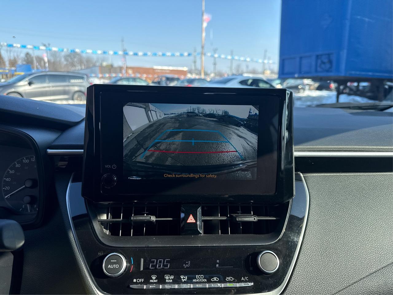 2024 Toyota Corolla LE HEATED SEATS MINT! WE FINANCE ALL CREDIT! Photo