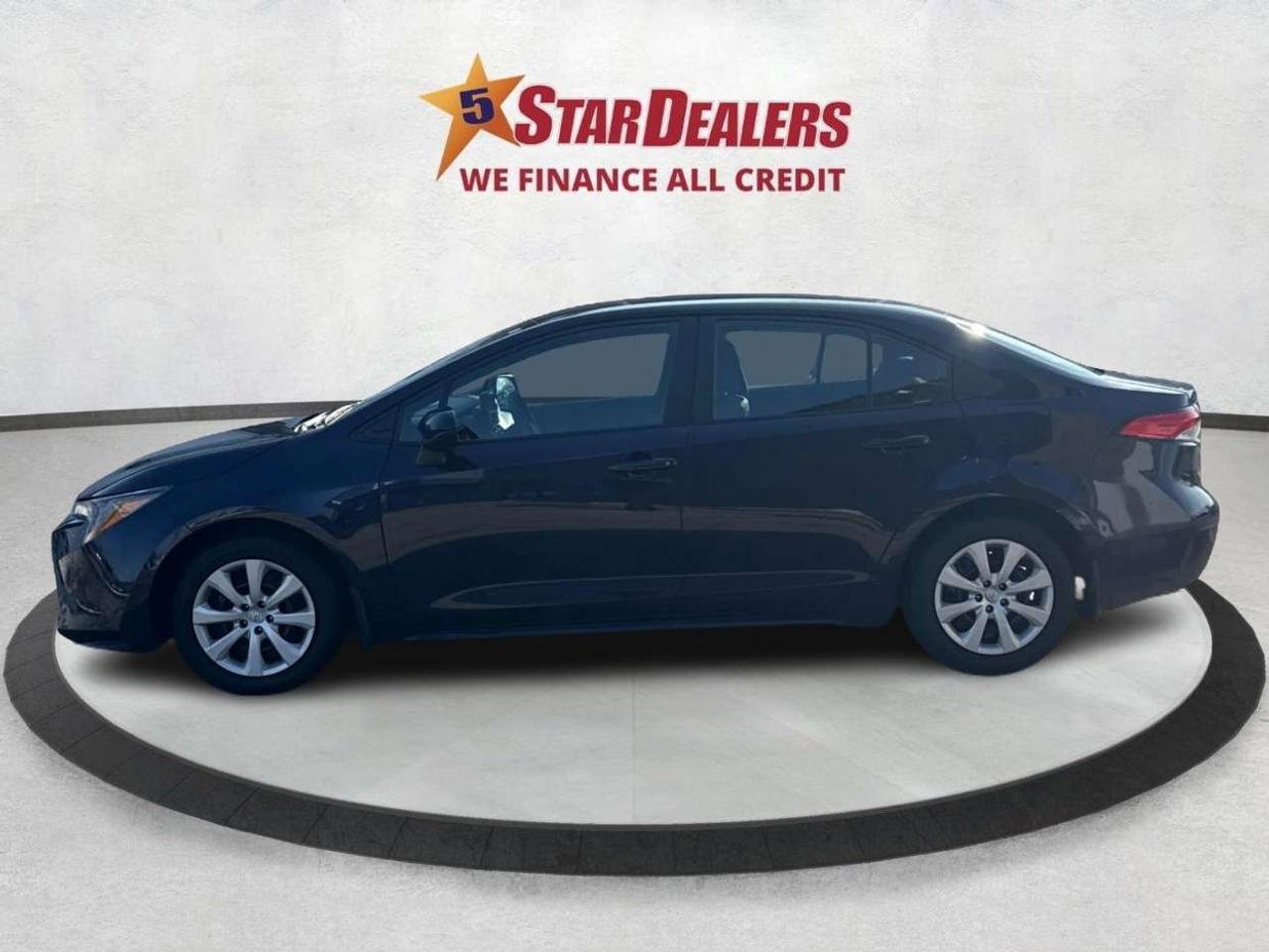 2024 Toyota Corolla LE HEATED SEATS MINT! WE FINANCE ALL CREDIT! Photo