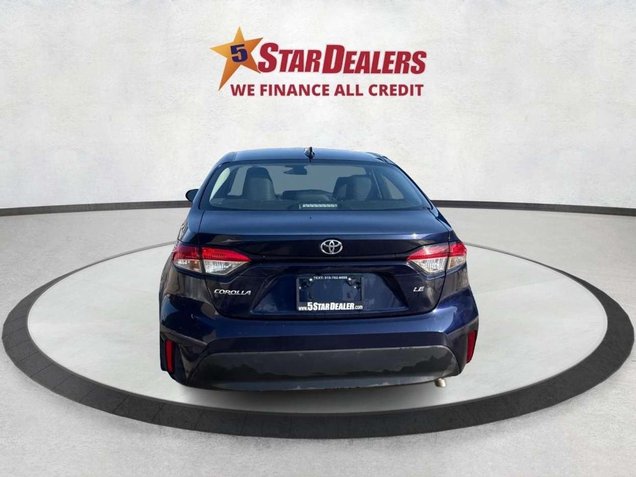 2024 Toyota Corolla LE HEATED SEATS MINT! WE FINANCE ALL CREDIT! Photo