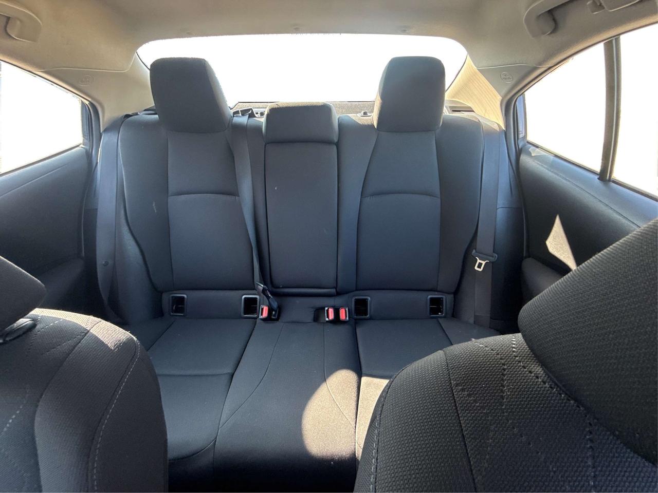 2024 Toyota Corolla LE HEATED SEATS MINT! WE FINANCE ALL CREDIT! Photo