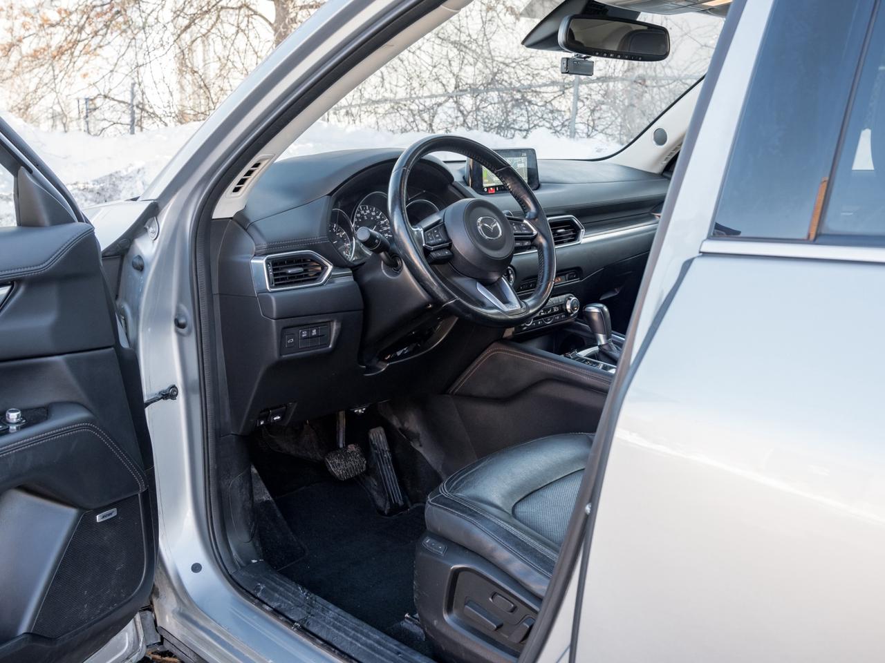 2017 Mazda CX-5 AWD GT -Dealer Serviced-Nav-Rear Cam-Leather-Sunro Photo