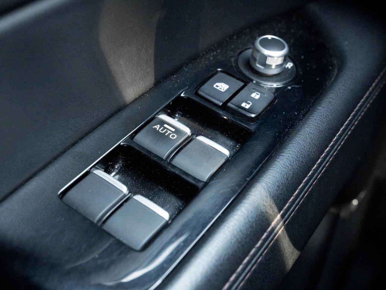 2017 Mazda CX-5 AWD GT -Dealer Serviced-Nav-Rear Cam-Leather-Sunro Photo