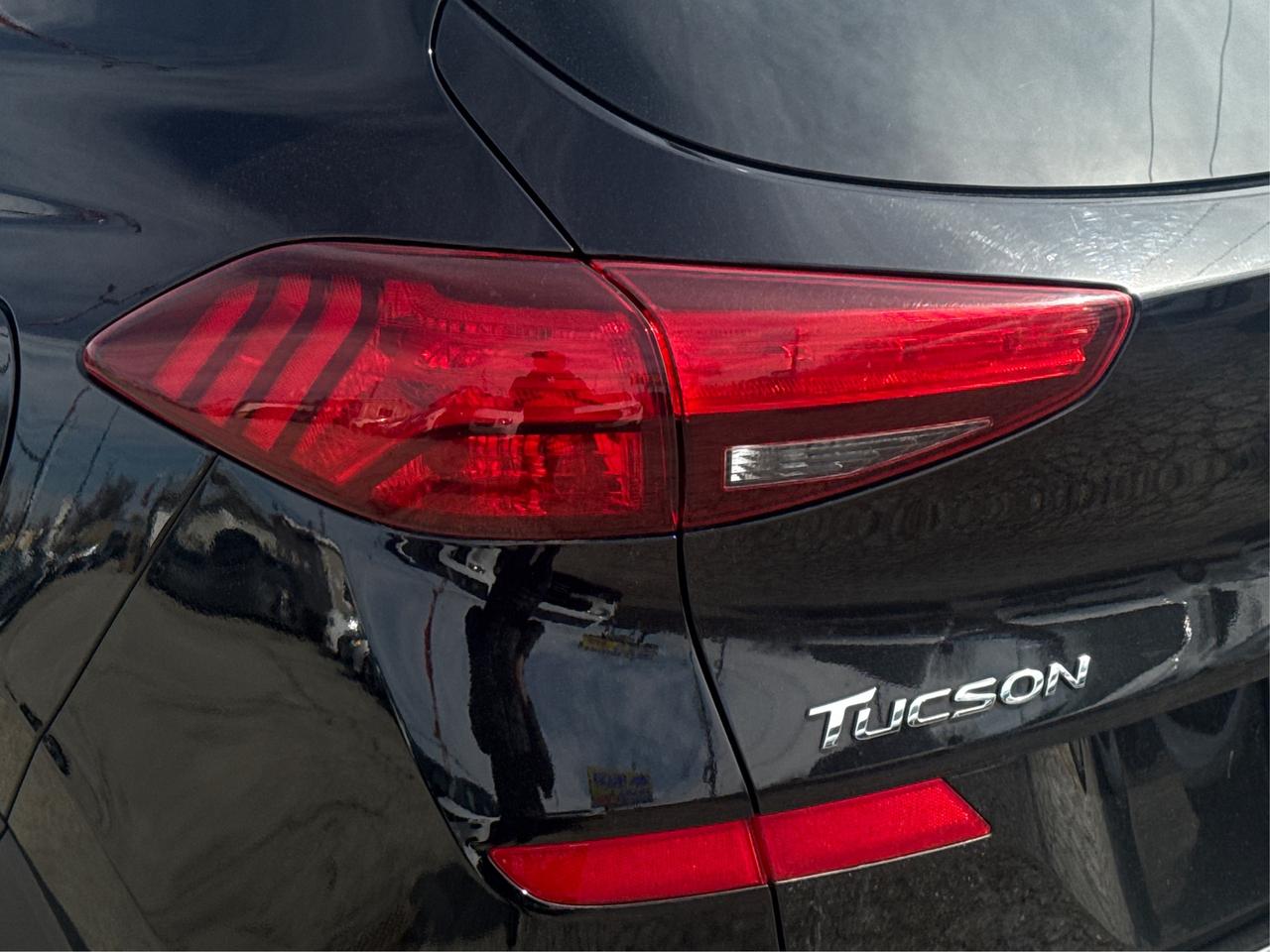 2021 Hyundai Tucson PANOROOF HEATED SEATS LOADED WE FINANCE ALL CREDIT Photo