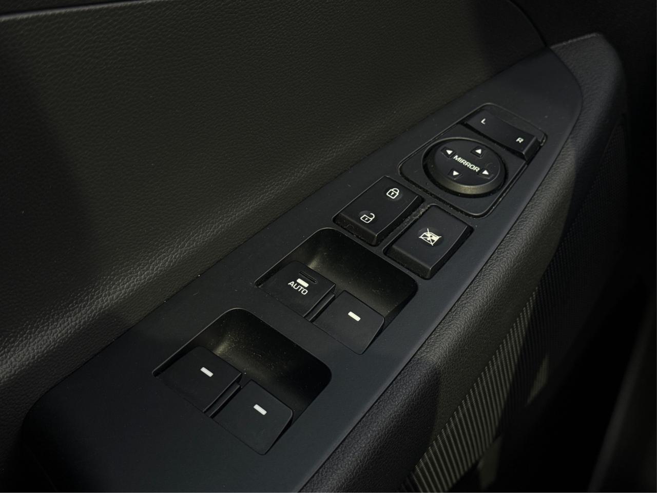 2021 Hyundai Tucson PANOROOF HEATED SEATS LOADED WE FINANCE ALL CREDIT Photo