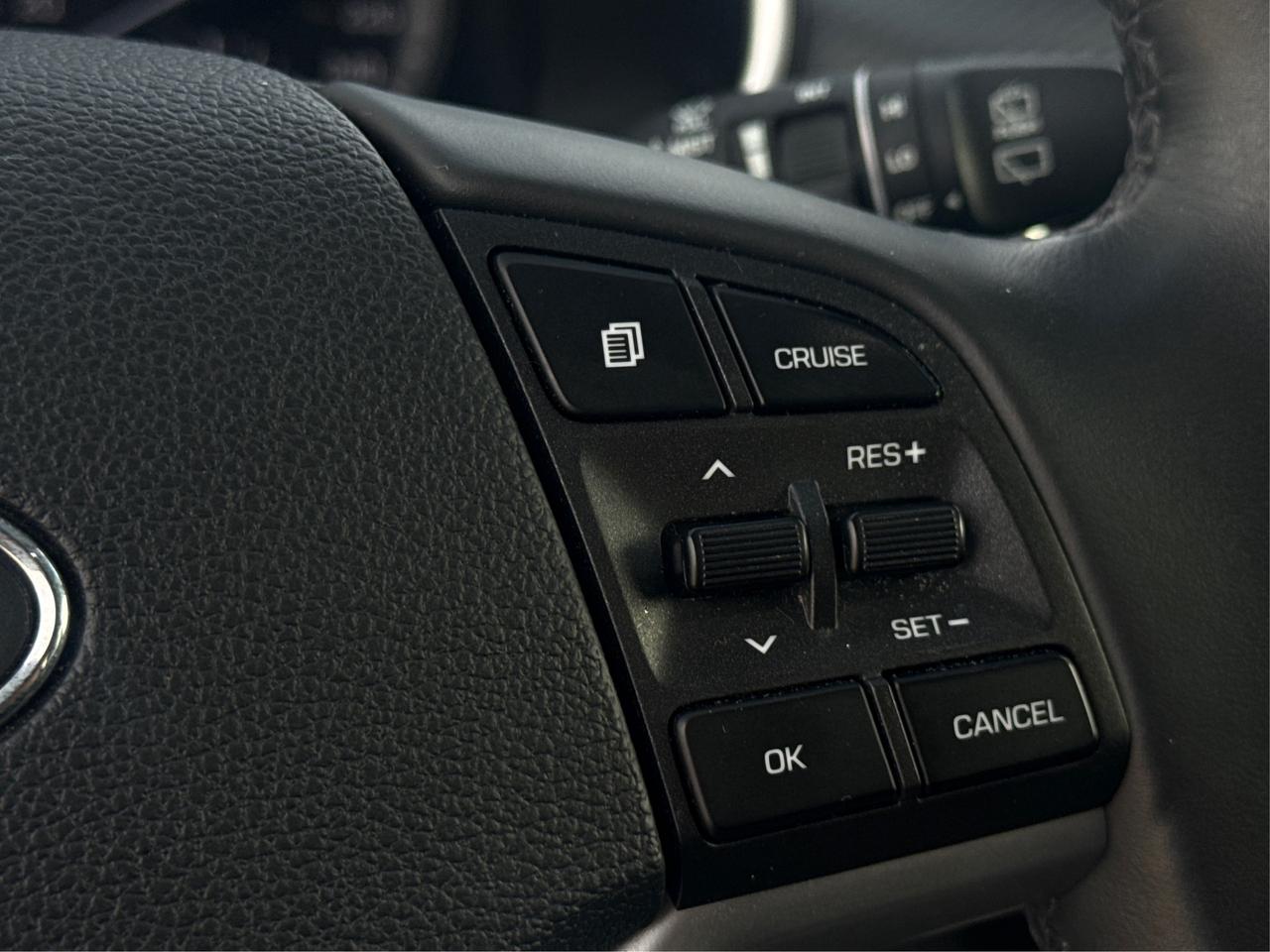 2021 Hyundai Tucson PANOROOF HEATED SEATS LOADED WE FINANCE ALL CREDIT Photo