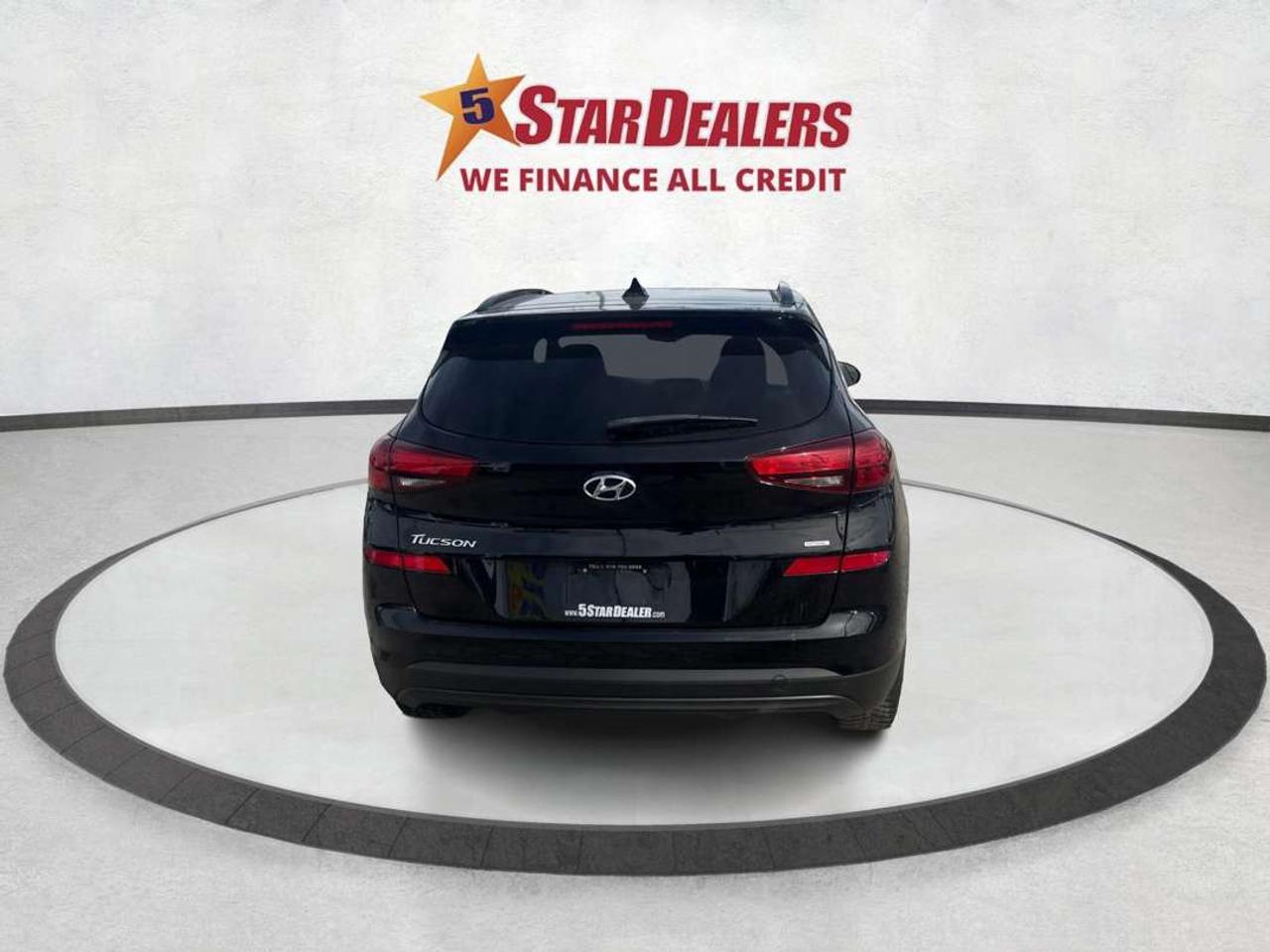2021 Hyundai Tucson PANOROOF HEATED SEATS LOADED WE FINANCE ALL CREDIT Photo