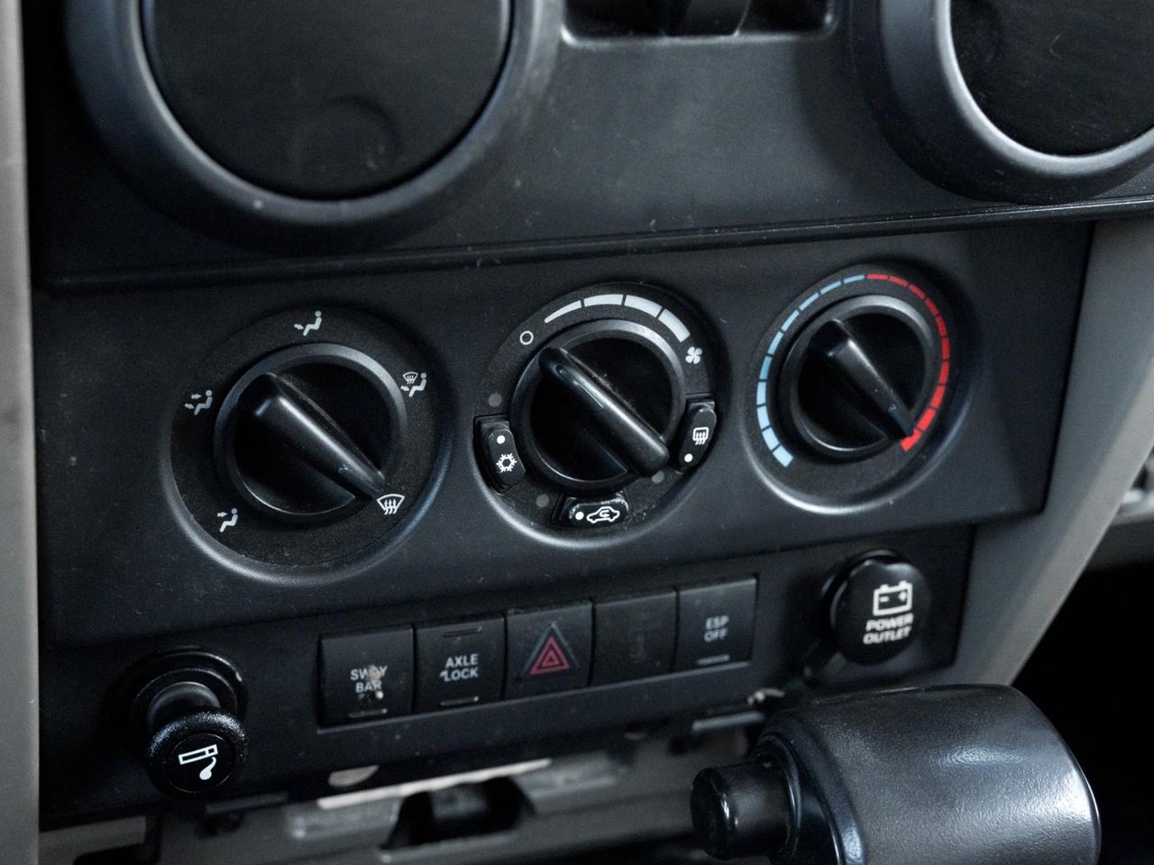 2007 Jeep Wrangler 4WD 2DR RUBICON Photo