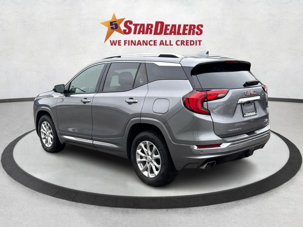 2020 GMC Terrain AWD HEATED SEATS REAR CAM WE FINANCE ALL CREDIT! Photo4