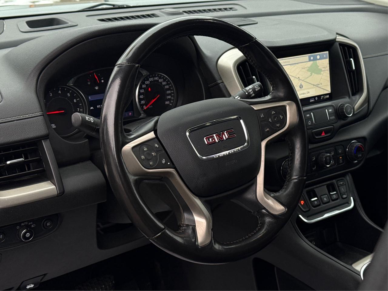 2020 GMC Terrain AWD HEATED SEATS REAR CAM WE FINANCE ALL CREDIT! Photo